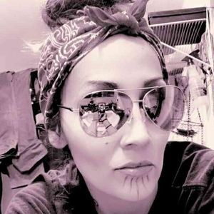 Meet your Posher, Latoya